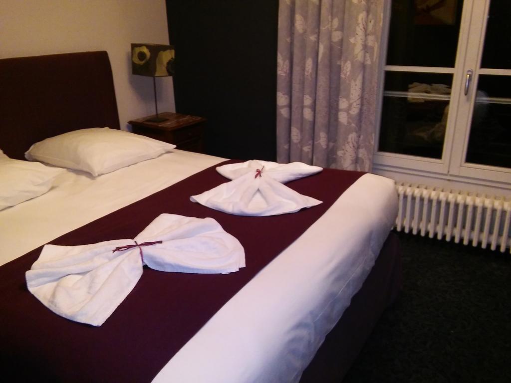 Homtel Le Parc Hotel Allevard Ruang foto