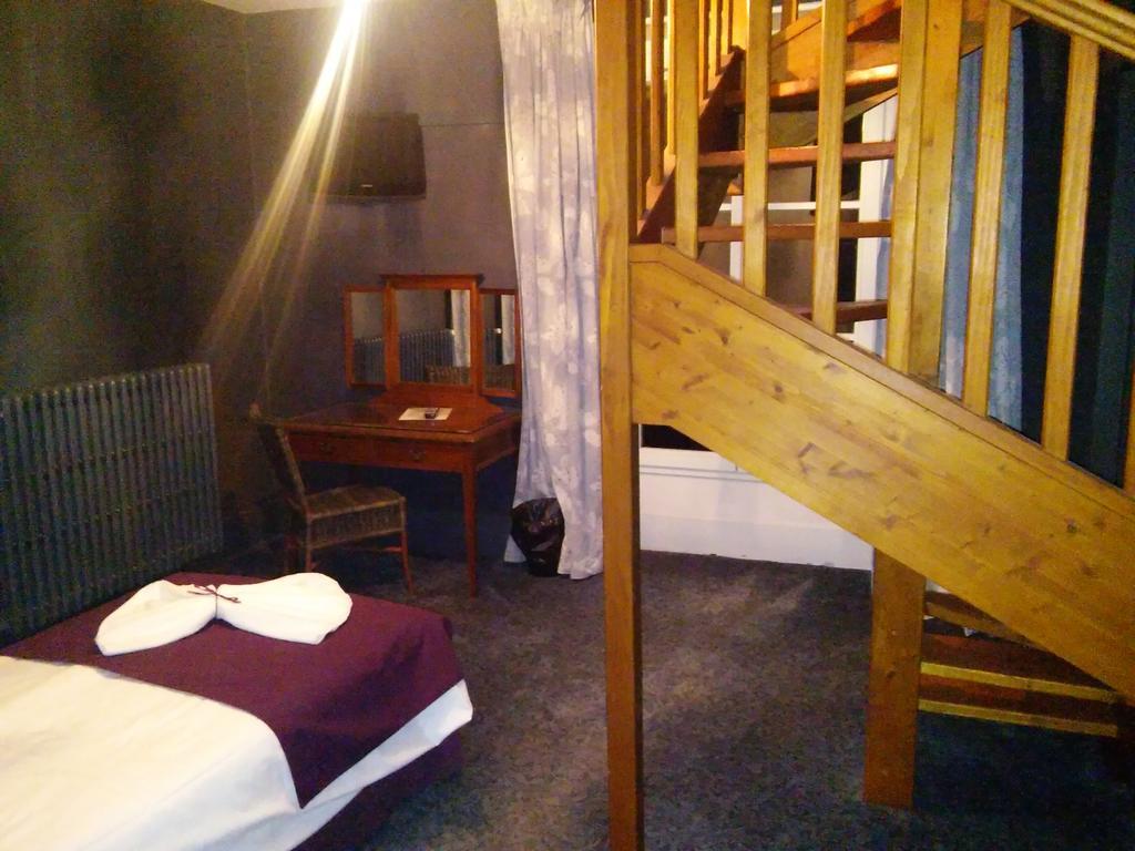 Homtel Le Parc Hotel Allevard Ruang foto