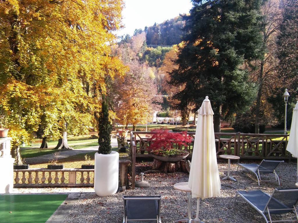 Homtel Le Parc Hotel Allevard Bagian luar foto