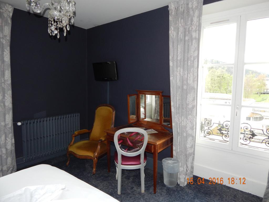 Homtel Le Parc Hotel Allevard Bagian luar foto