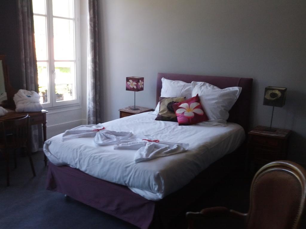 Homtel Le Parc Hotel Allevard Ruang foto