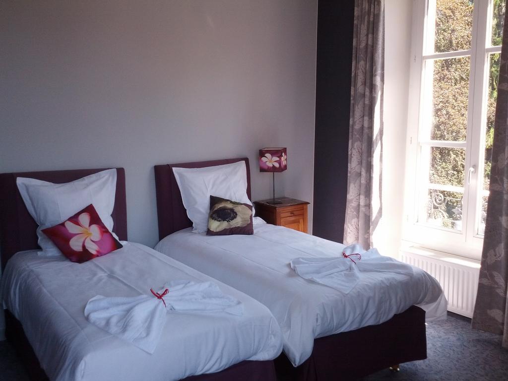 Homtel Le Parc Hotel Allevard Ruang foto